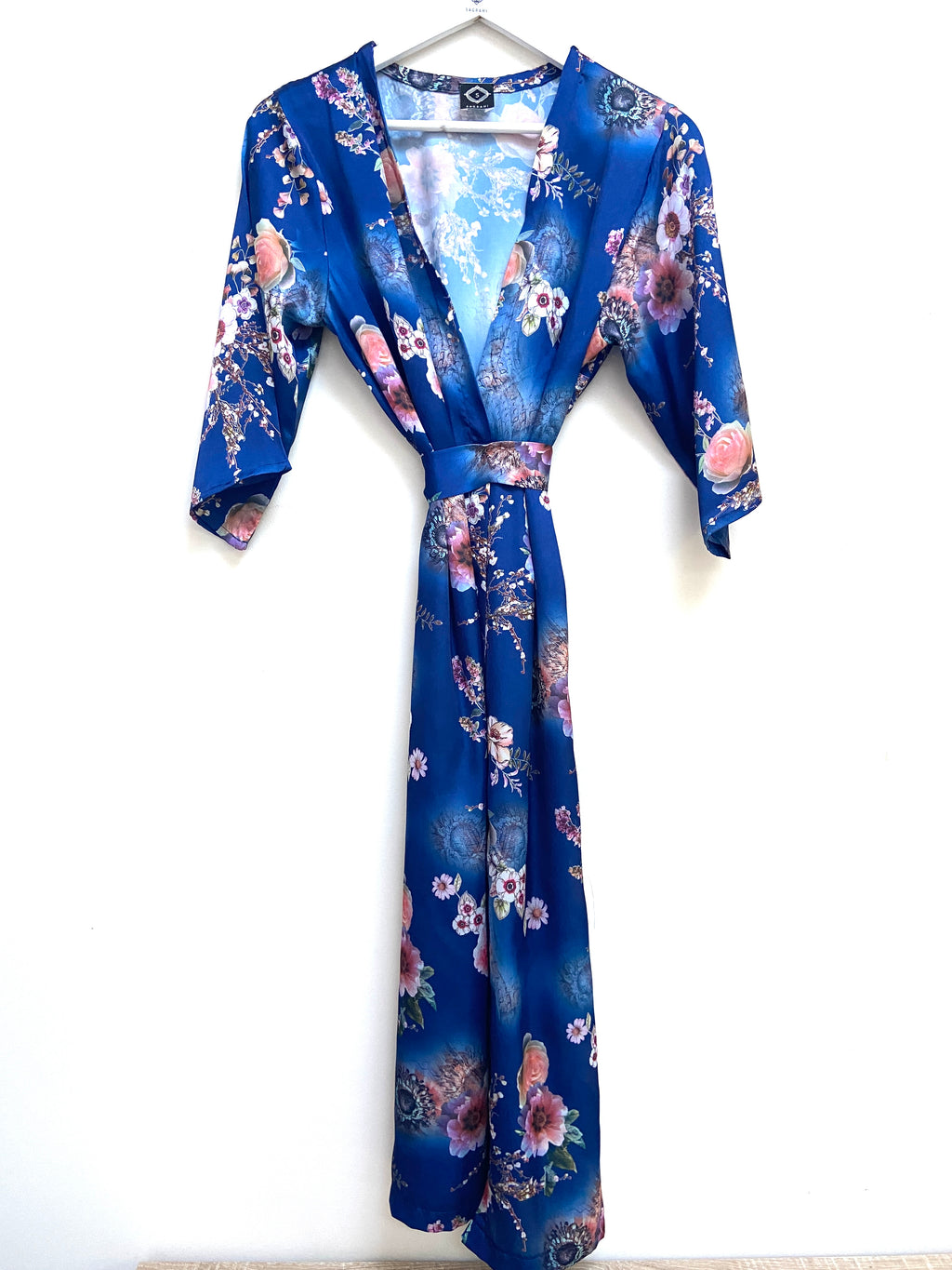 Royal blue and pink rose Kimono