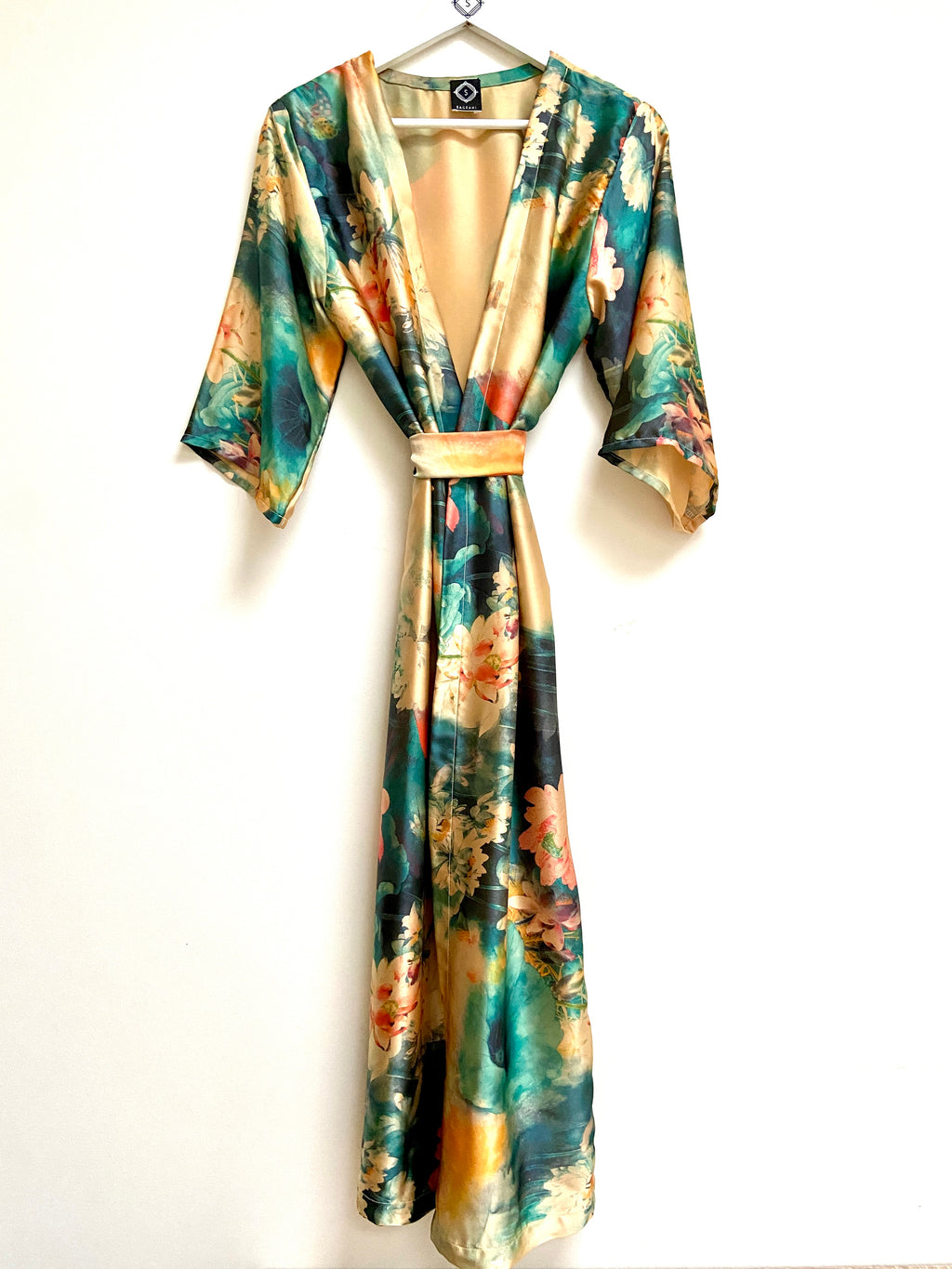 Green and gold kimono