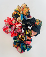 Floral scrunchies 4 pack