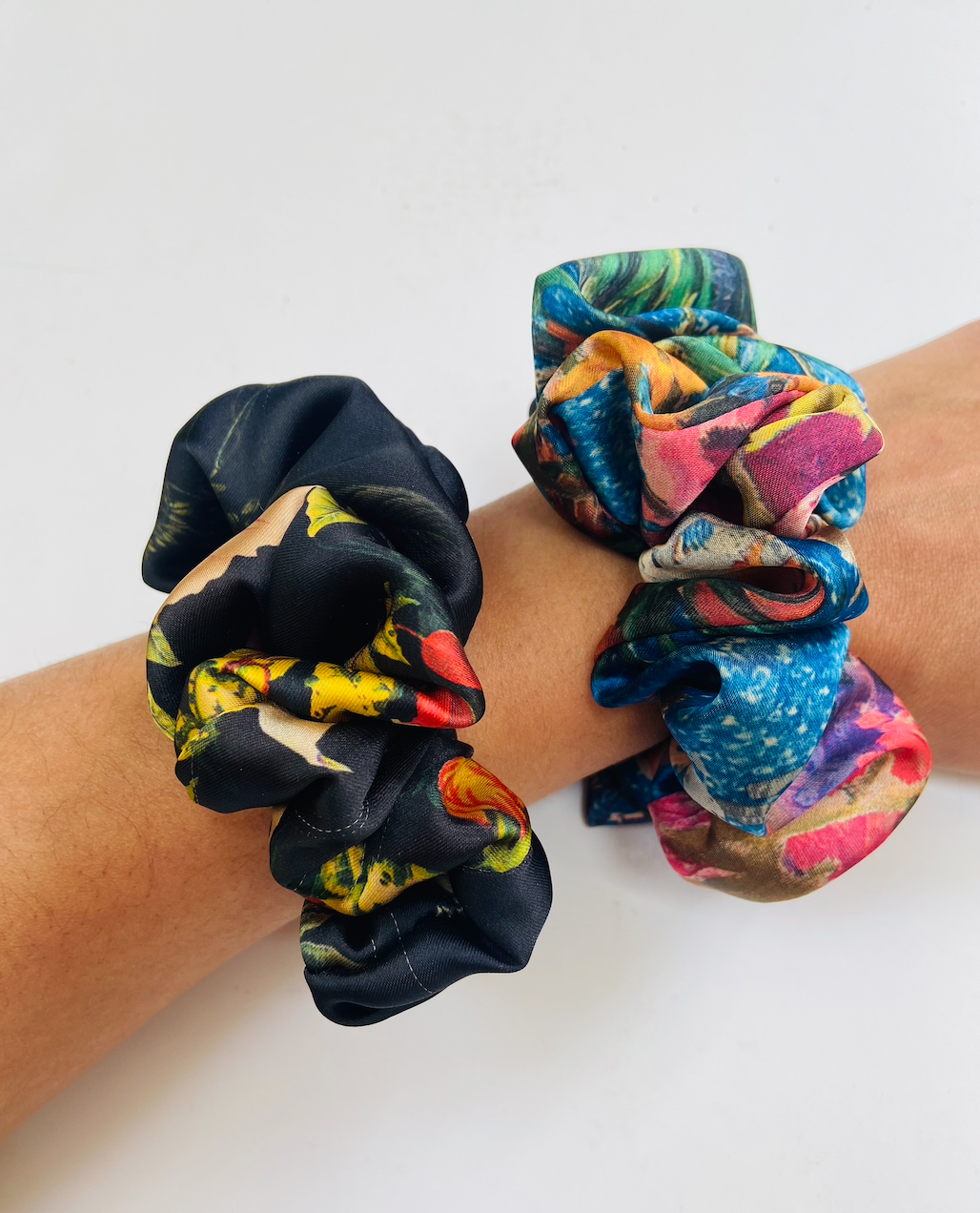 Floral scrunchies 4 pack
